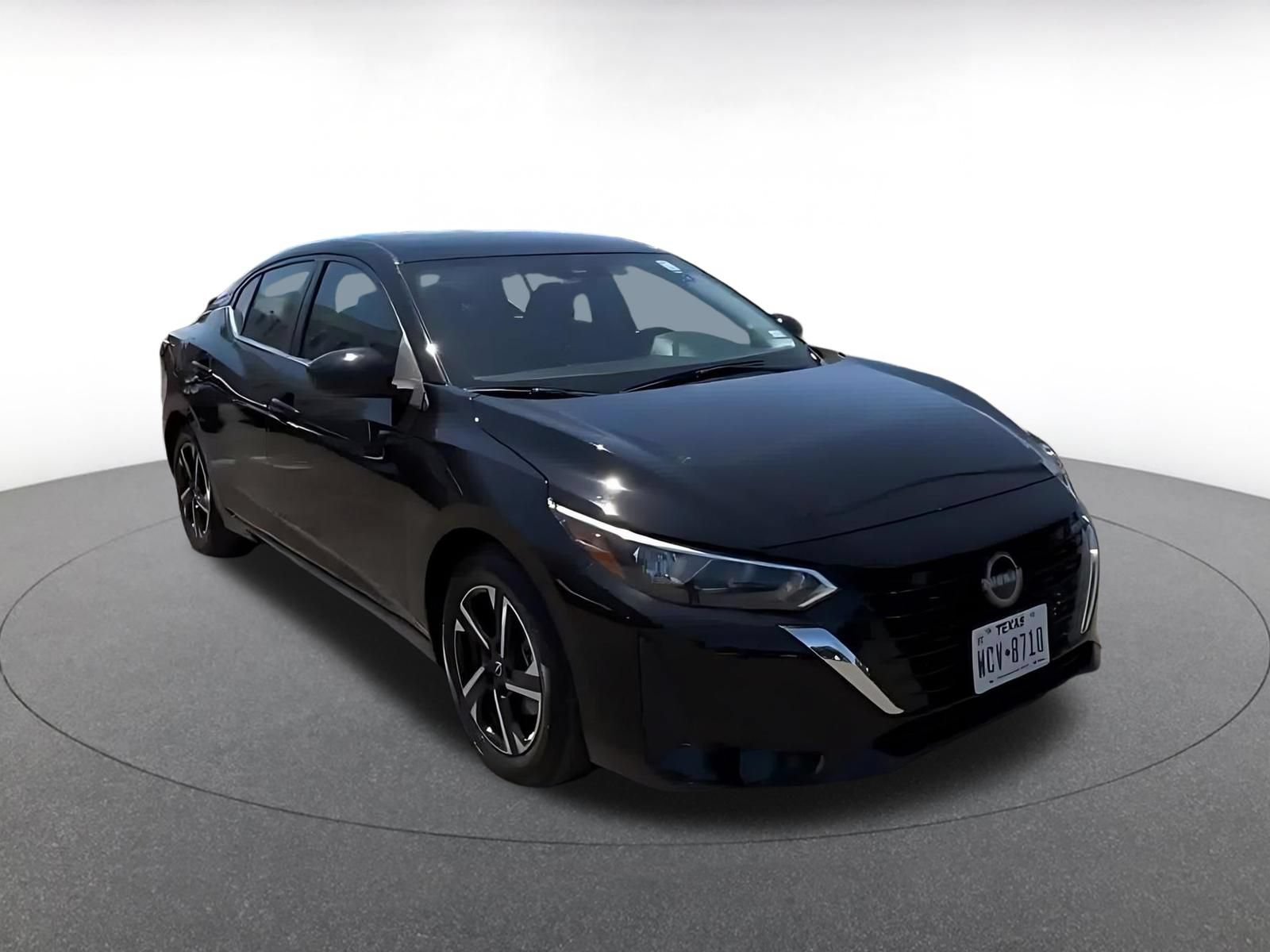 Used 2025 Nissan Sentra SV FWD image 3