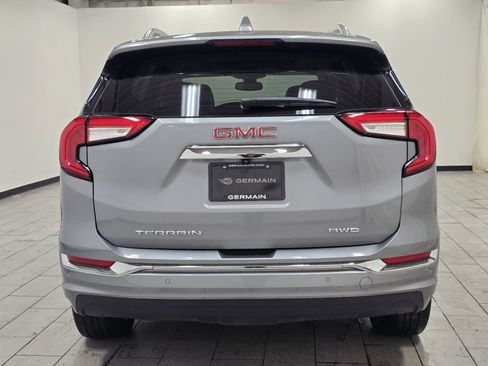 Used 2024 GMC Terrain Denali w/ Denali Premium Package image 17