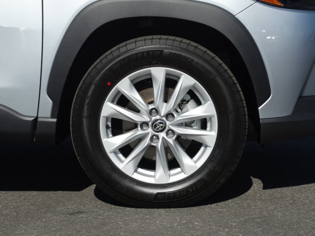 New 2026 Toyota Corolla Cross LE FWD image 4