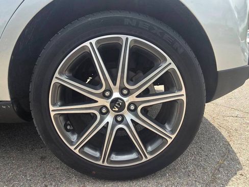 Used 2018 Kia Soul ! w/ Tech Package FWD image 30