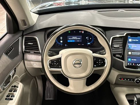 Certified 2023 Volvo XC90 B5 Plus w/ Protection Package Premier image 12
