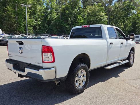 Used 2024 RAM 3500 Big Horn AWD/4WD image 12