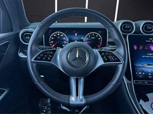 Used 2023 Mercedes-Benz GLC 300 4MATIC image 14