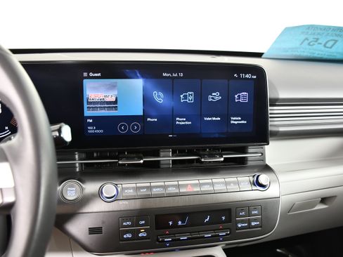 Used 2025 Hyundai Kona SEL AWD/4WD image 26