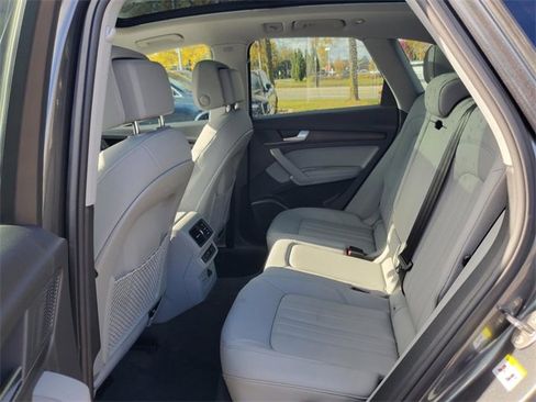 Used 2023 Audi Q5 2.0T Premium Plus w/ Premium Plus Package image 29