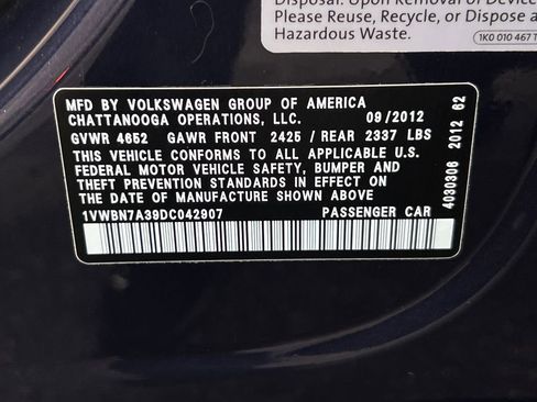 Used 2013 Volkswagen Passat TDI SE image 32