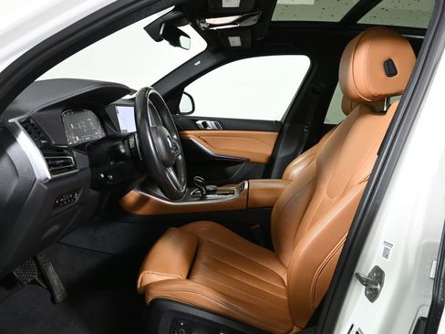 Used 2019 BMW X5 xDrive40i w/ Premium Package 2 image 3