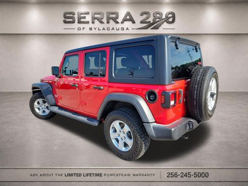 Used 2018 Jeep Wrangler Unlimited Sport S AWD/4WD image 7