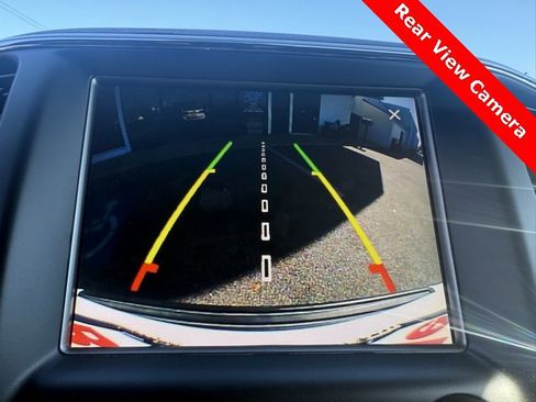 Used 2018 Jeep Grand Cherokee Laredo image 38