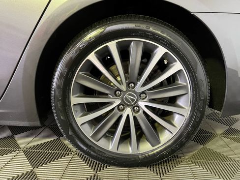 Used 2018 Acura TLX V6 w/ Advance Package FWD image 9