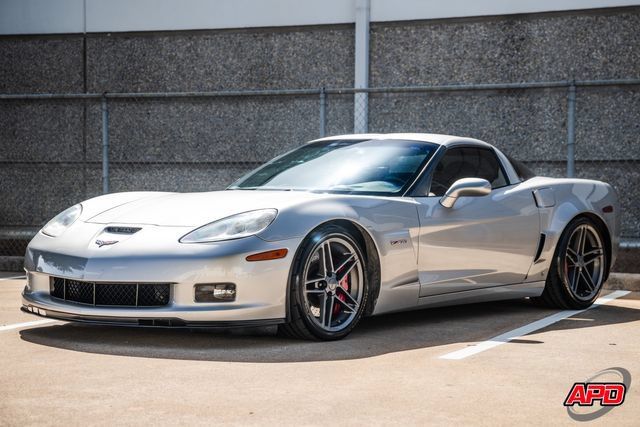 Used 2007 Chevrolet Corvette Z06 w/ Preferred Equipment Group RWD image 5