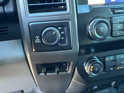 Used 2020 Ford F250 XL w/ STX Appearance Package image 28