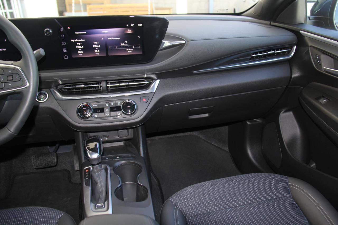 Used 2026 Buick Envista Preferred w/ Convenience I Package FWD image 10
