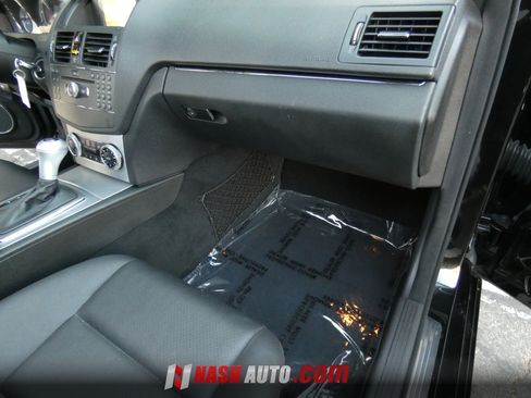 Used 2009 Mercedes-Benz C 300 Sedan image 30