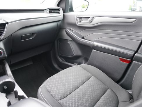 Used 2025 Ford Escape Active AWD/4WD image 12