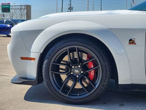 Used 2022 Dodge Challenger R/T Scat Pack image 8