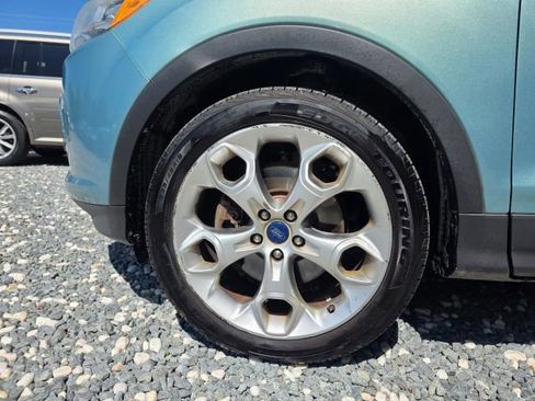 Used 2013 Ford Escape Titanium w/ Class II Trailer Tow Pkg image 9