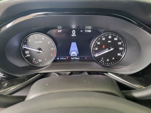 Used 2023 Buick Envision Essence image 4