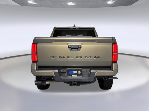 Used 2025 Toyota Tacoma TRD Sport RWD image 10