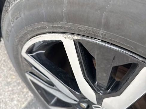 Used 2021 Honda Pilot Elite image 9