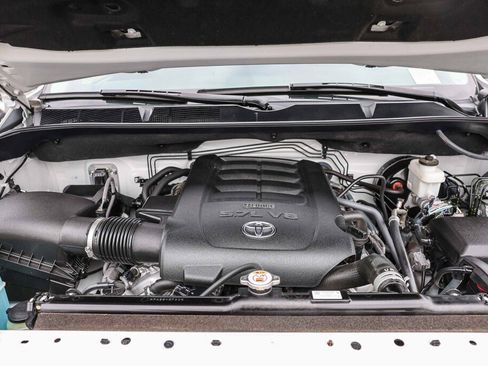 Certified 2021 Toyota Tundra SR5 AWD/4WD image 13