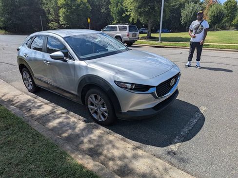 Used 2021 MAZDA CX-30 FWD 2.5 S w/ Select Package image 4