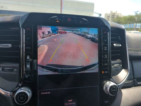 Used 2025 RAM 1500 Laramie AWD/4WD image 24