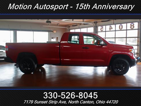 Used 2017 Toyota Tundra SR image 12