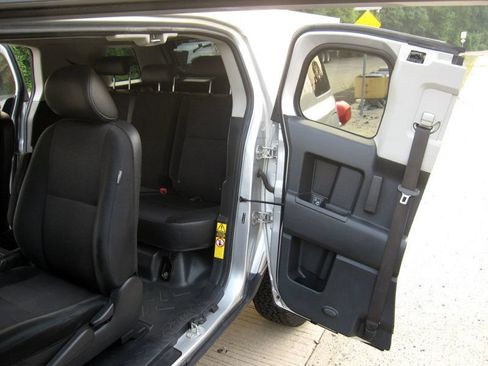 Used 2008 Toyota FJ Cruiser 4WD w/ Convenience Pkg image 26