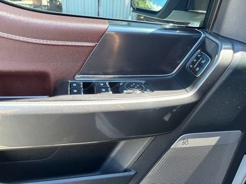 Used 2023 Ford F150 Lariat AWD/4WD image 12