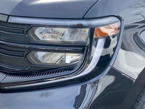 New 2026 Ford Expedition Active RWD image 4