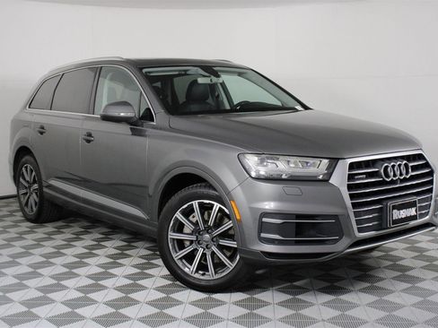 Used 2017 Audi Q7 3.0T Premium Plus image 9