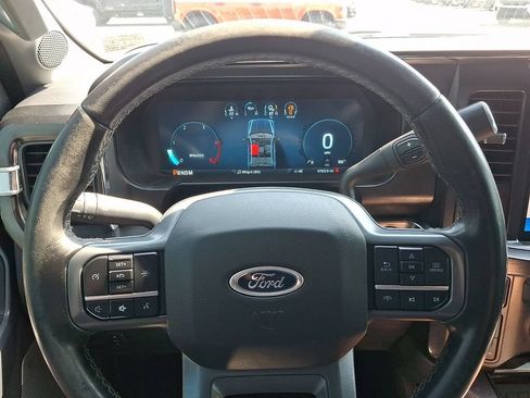 Used 2024 Ford F450 Lariat AWD/4WD image 18
