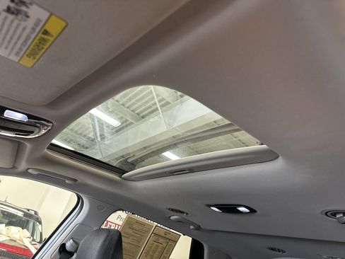 Used 2021 Hyundai Palisade SEL w/ Convenience Package image 4