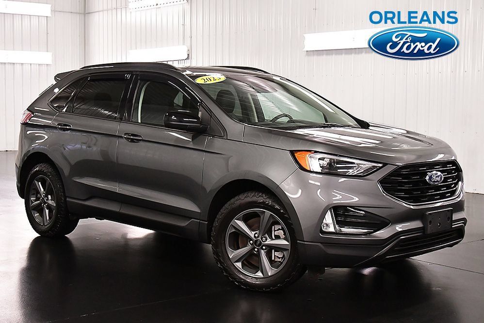 Used 2023 Ford Edge SEL w/ Sport Appearance Package AWD/4WD image 1