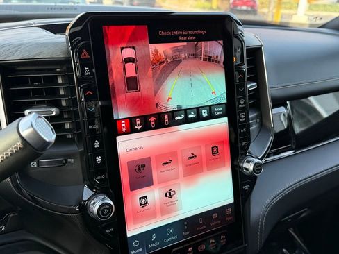 New 2025 RAM 2500 Limited image 22