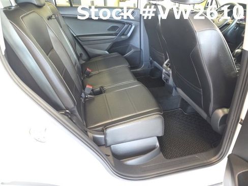 Certified 2021 Volkswagen Tiguan SEL image 40