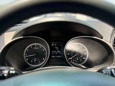 Used 2017 Hyundai Santa Fe Sport FWD image 23