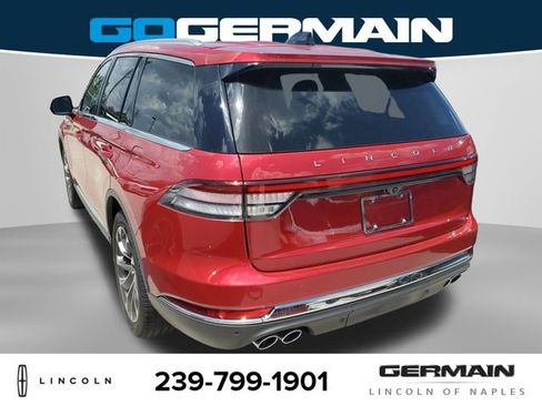 New 2025 Lincoln Aviator AWD w/ Equipment Group 101A image 10