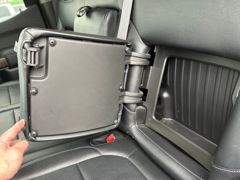 Used 2019 GMC Sierra 1500 SLE image 15