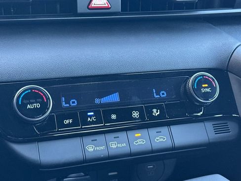 New 2025 Hyundai Elantra Sport image 16