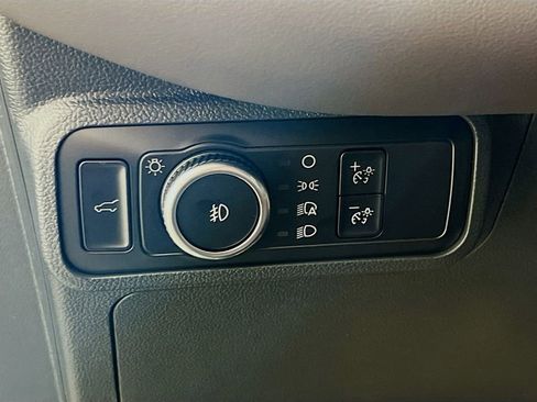 New 2026 Ford Explorer Platinum w/ LUX Leather Package image 21