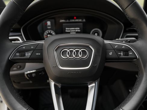 Used 2023 Audi A4 2.0T Premium Plus w/ Premium Plus Package AWD/4WD image 16