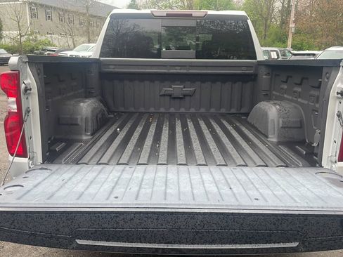 Used 2020 Chevrolet Silverado 1500 RST AWD/4WD image 7