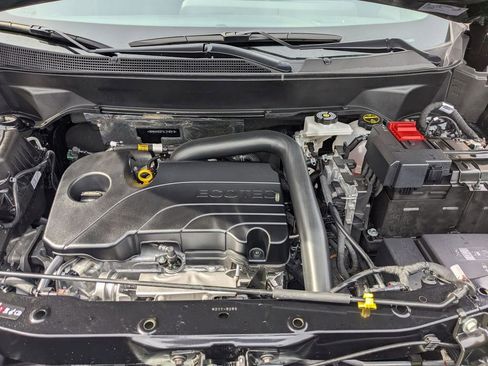 Used 2025 Chevrolet Equinox LT image 34