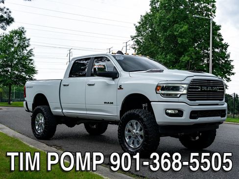Used 2024 RAM 2500 Laramie w/ Sport Appearance Package AWD/4WD image 4