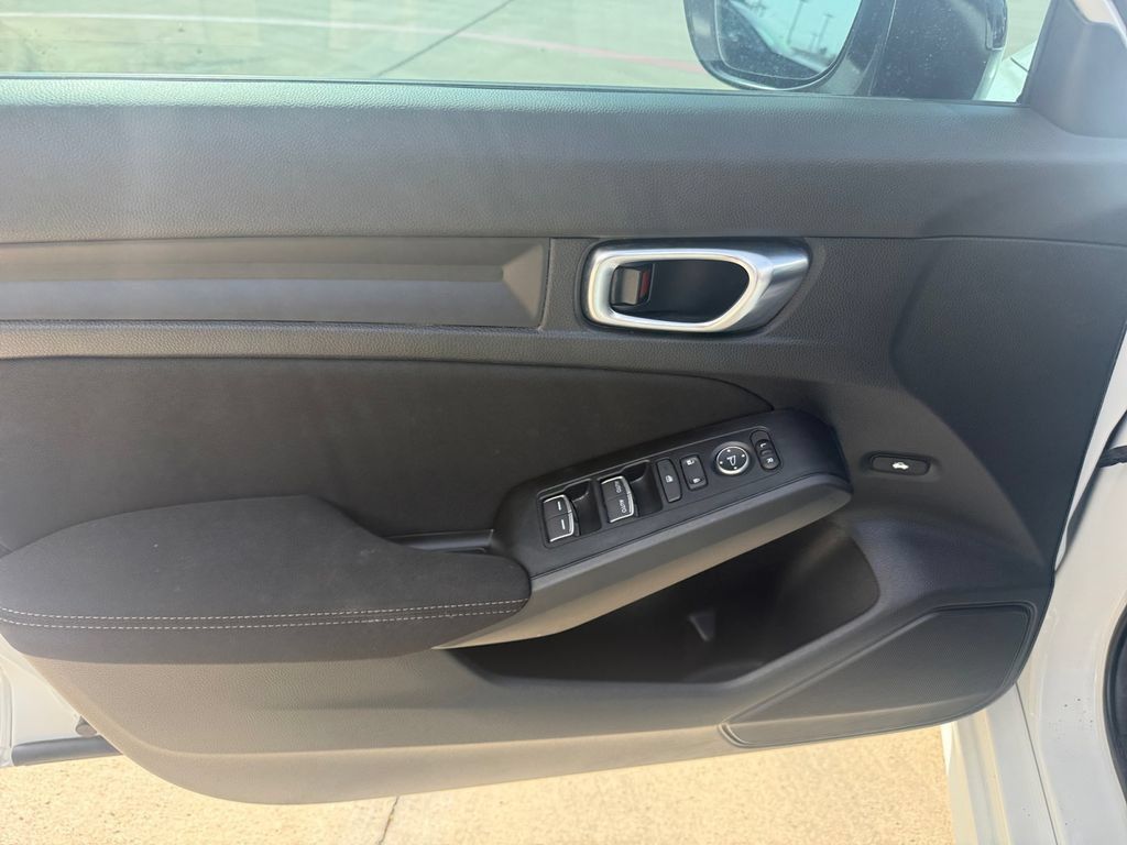Used 2025 Honda Civic Sport image 11