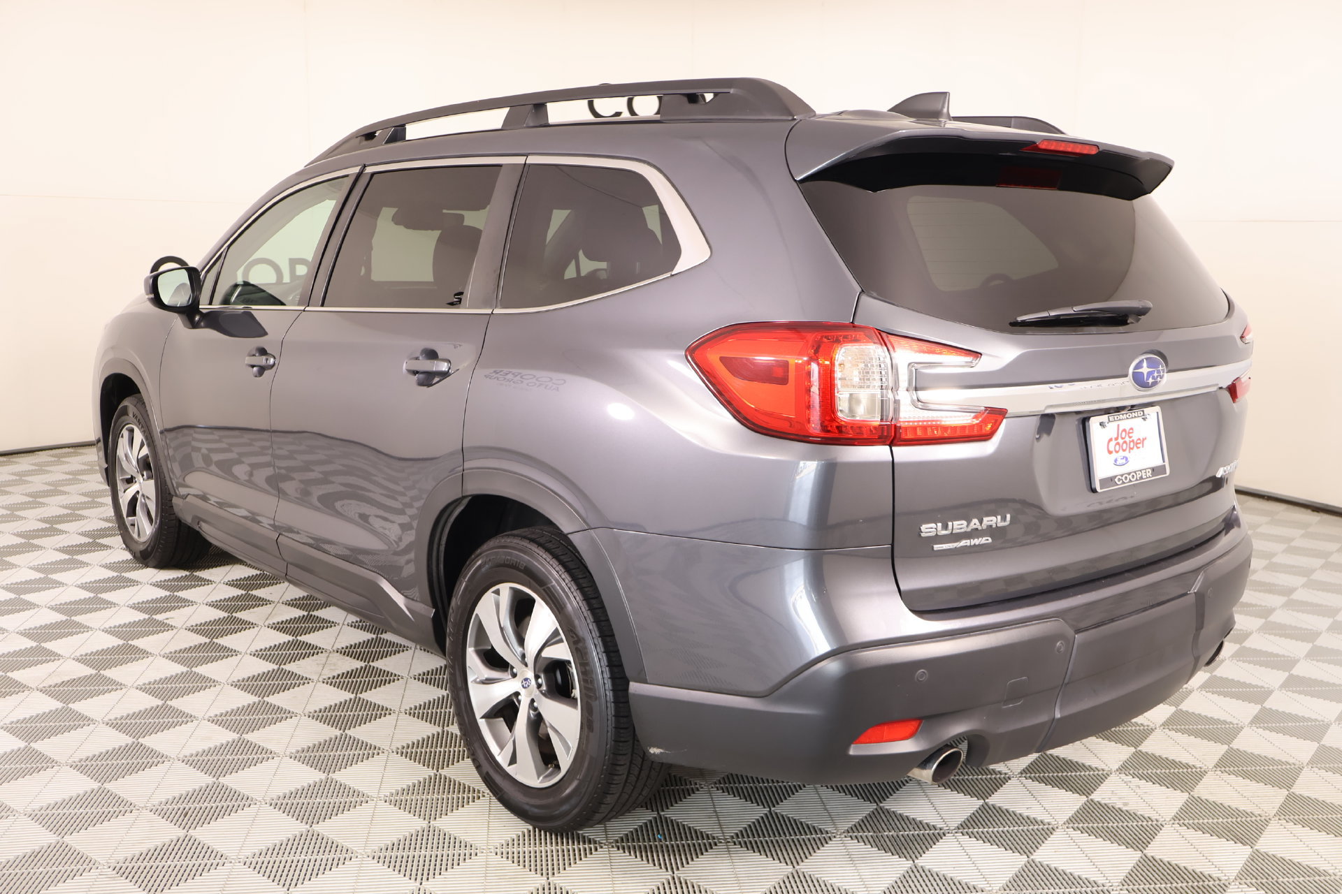 Used 2024 Subaru Ascent Premium w/ Convenience Package AWD/4WD image 23