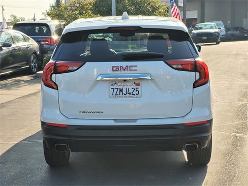 Used 2018 GMC Terrain SLE image 6