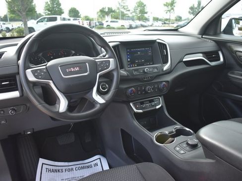 Used 2023 GMC Terrain SLE w/ Driver Convenience Package FWD image 18